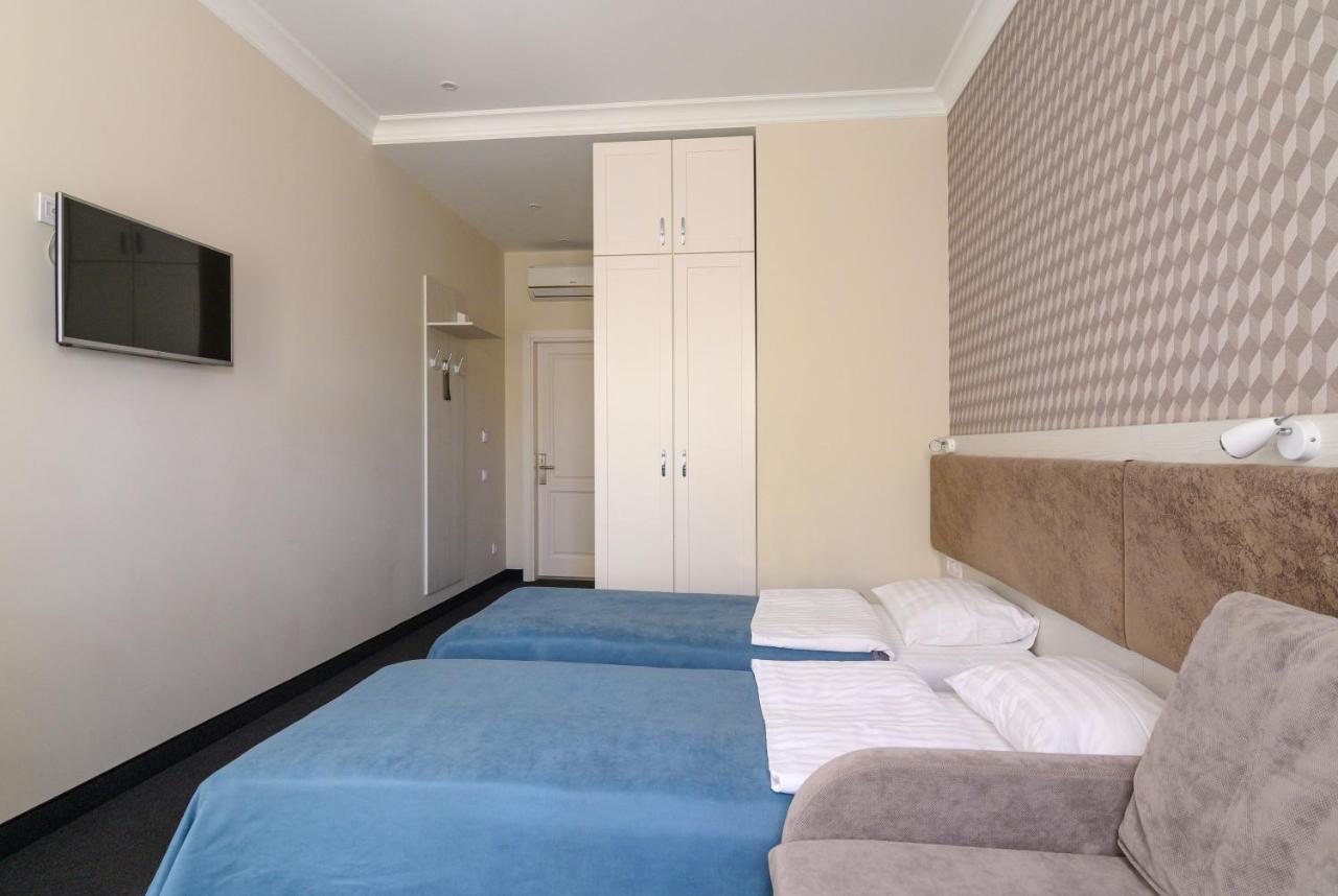 Voyage Hotel Odesa Exterior photo