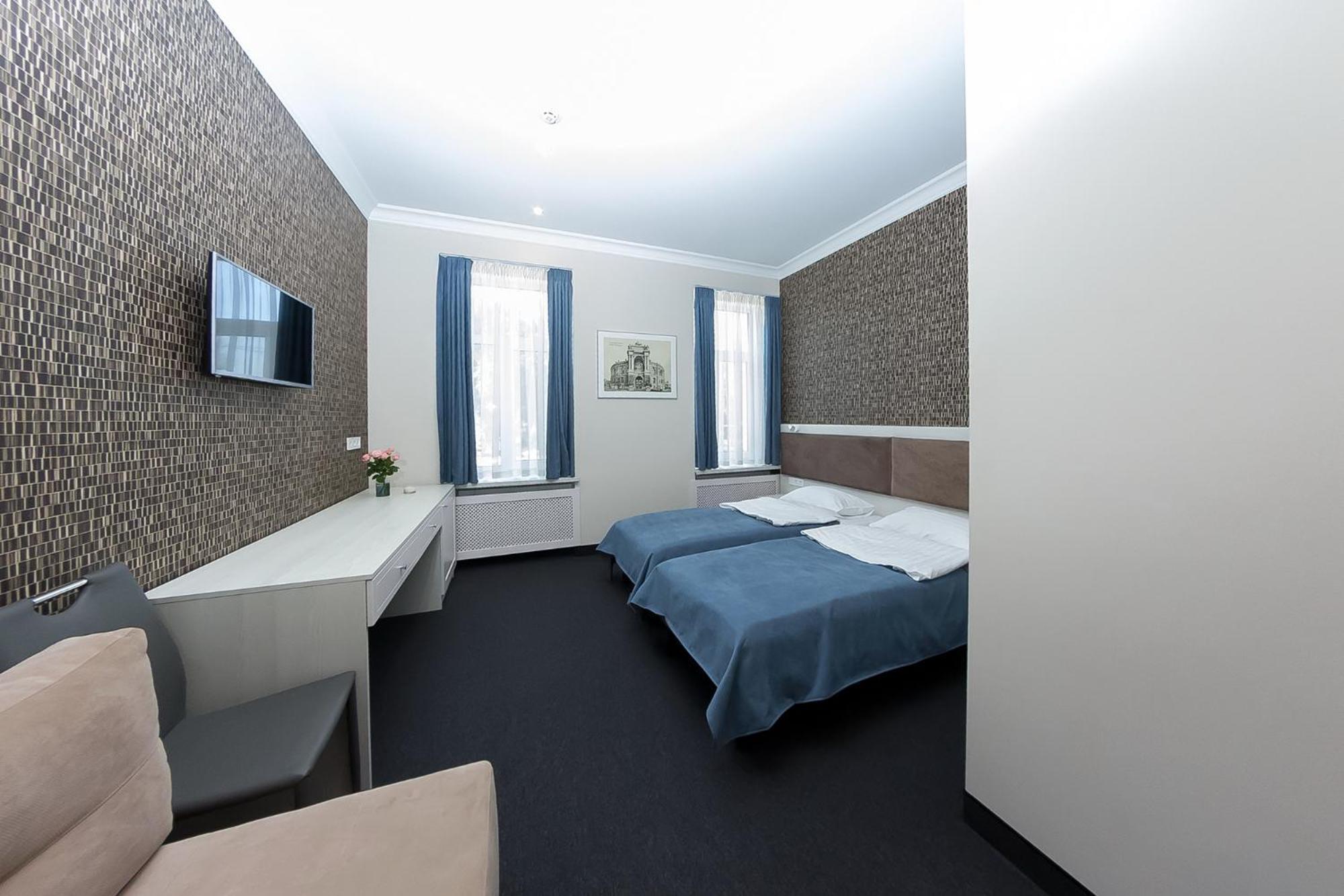 Voyage Hotel Odesa Room photo